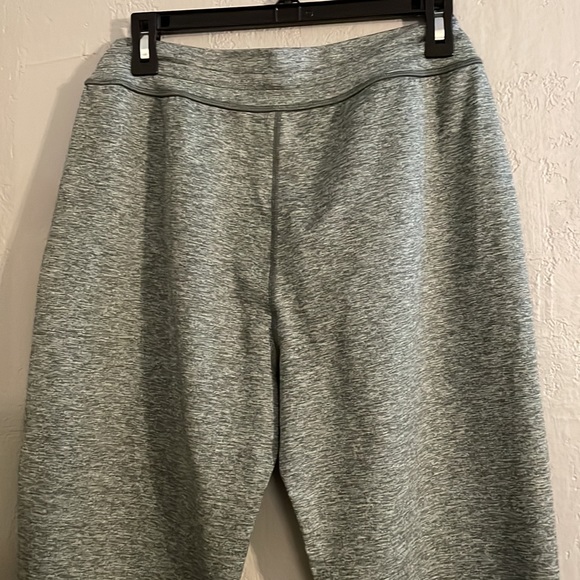 NWT Aerie Offline The Hugger OMW Jogger - Picture 13 of 16